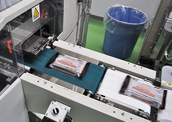 ウェットシート製造ライン